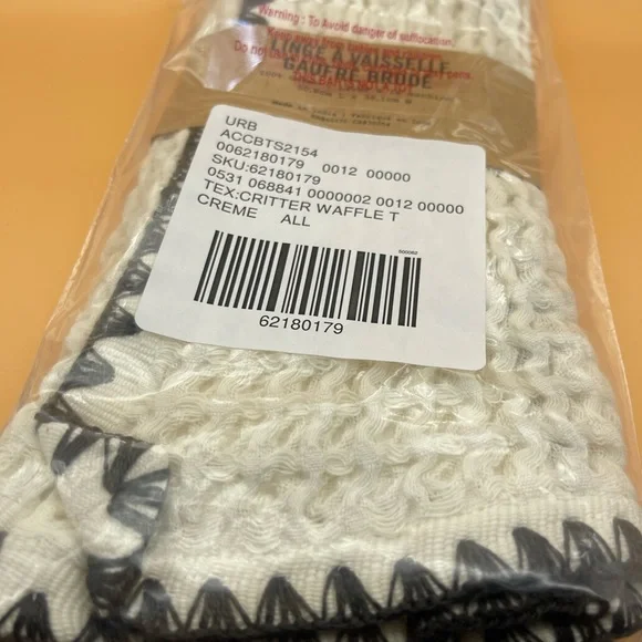 Urban Outfitters Critter Waffle Tea Towel, Cream, NWT - Picture 7 of 9